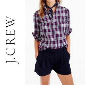 J. Crew Black Dress Shorts Crepe Shorts Size 6 pleated Shorts Side Front Pockets